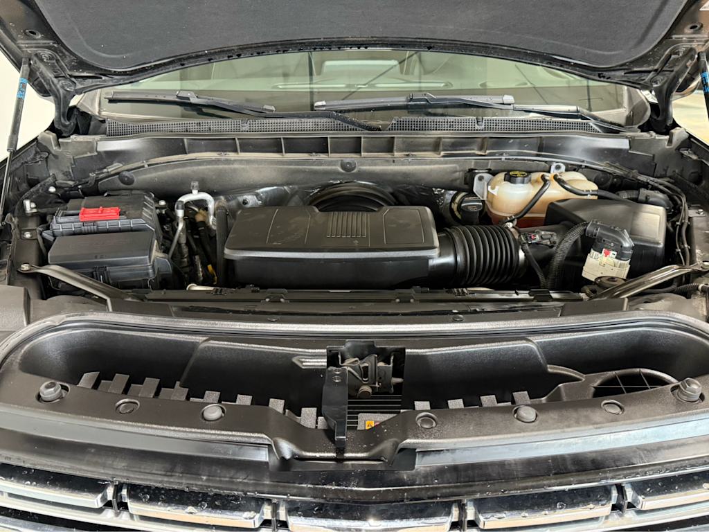 Thumbnail: 2024 Chevrolet Suburban - 6