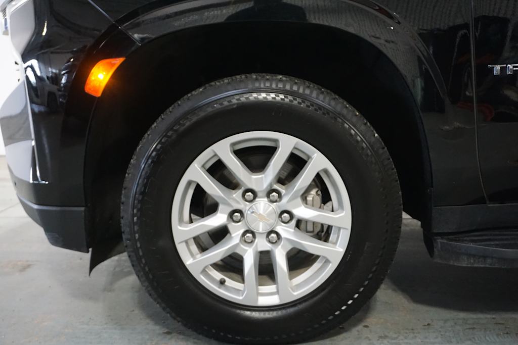 Thumbnail: 2023 Chevrolet Tahoe - 6