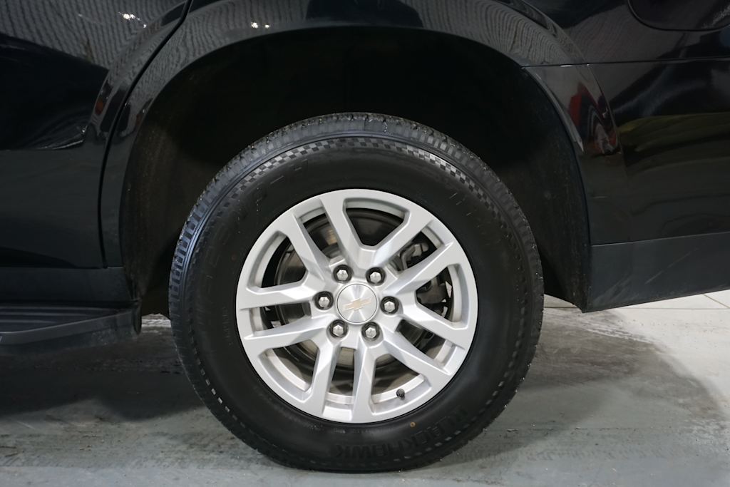 Thumbnail: 2023 Chevrolet Tahoe - 19