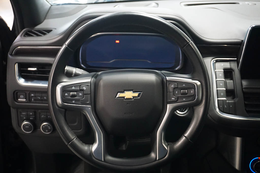 Thumbnail: 2023 Chevrolet Tahoe - 3