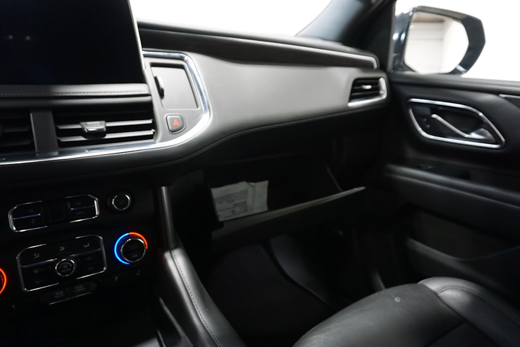 Thumbnail: 2023 Chevrolet Tahoe - 12