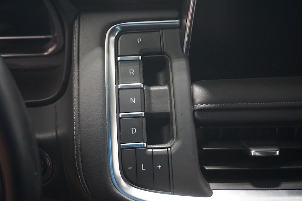 Thumbnail: 2023 Chevrolet Tahoe - 25