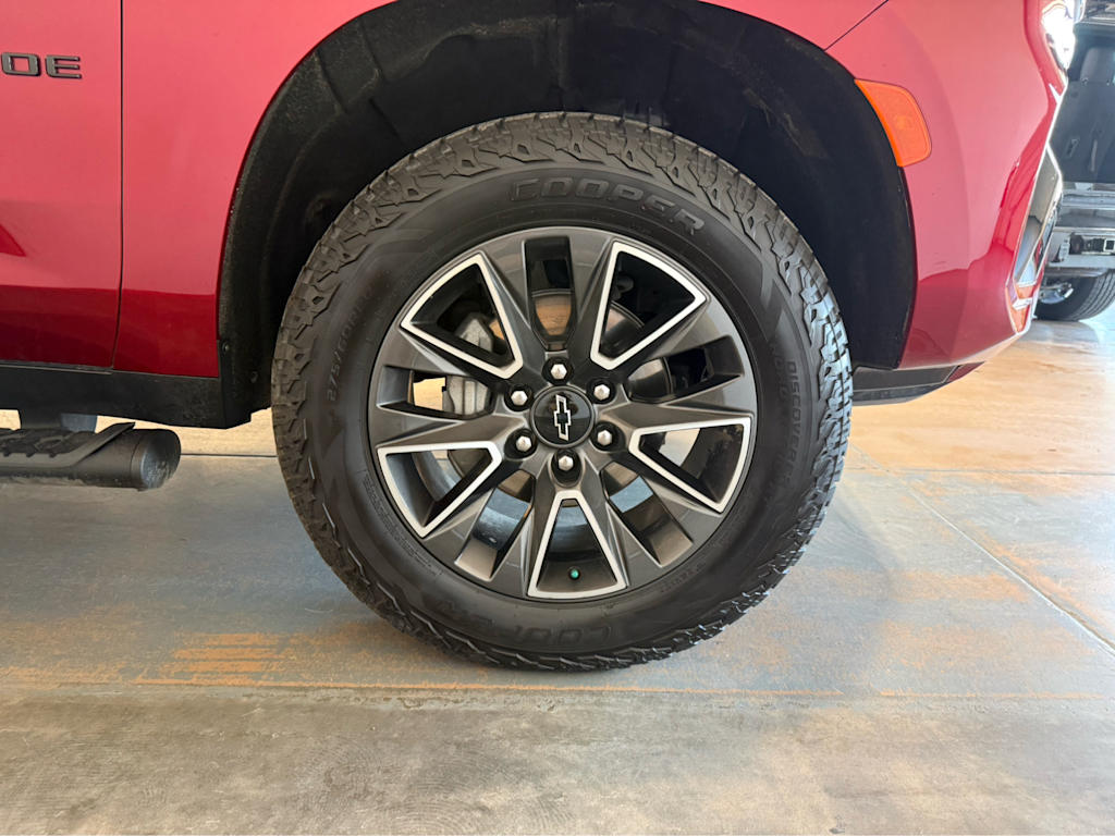 Thumbnail: 2021 Chevrolet Tahoe - 18