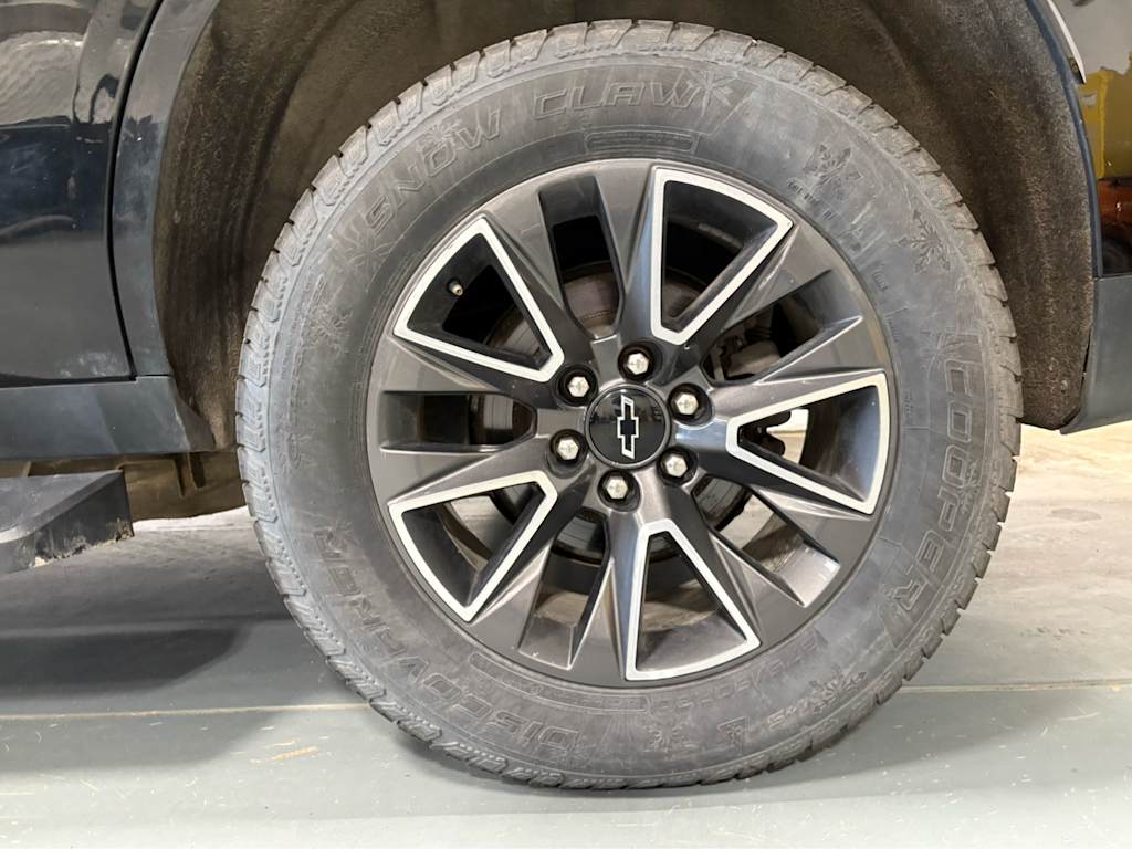 Thumbnail: 2021 Chevrolet Tahoe - 20