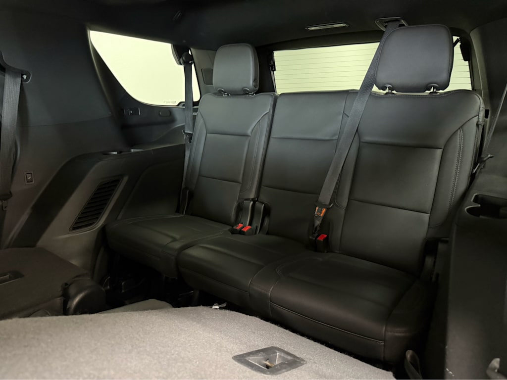 Thumbnail: 2023 Chevrolet Tahoe - 20