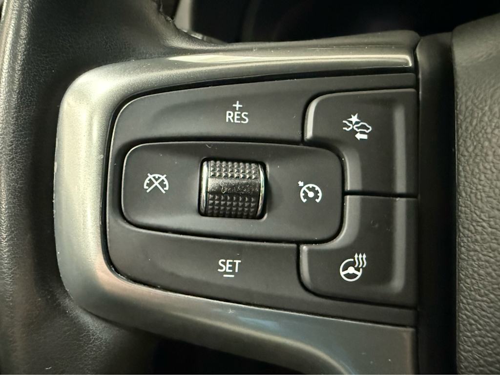 Thumbnail: 2023 Chevrolet Tahoe - 21