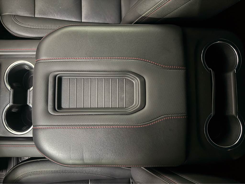 Thumbnail: 2023 Chevrolet Tahoe - 11