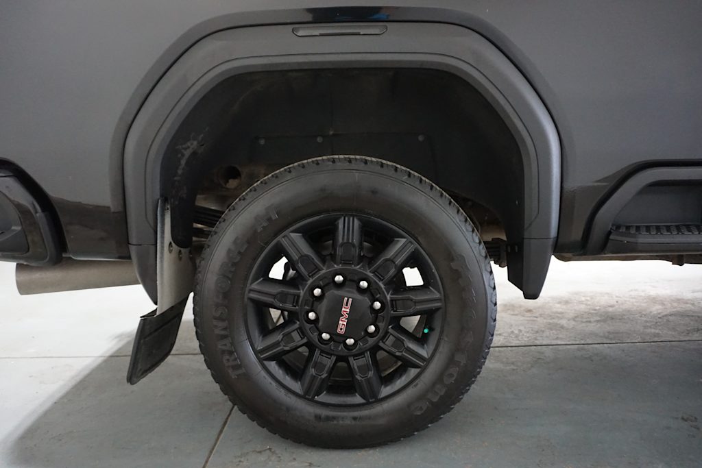 Thumbnail: 2024 GMC Sierra 2500 - 19