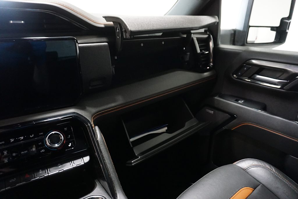 Thumbnail: 2024 GMC Sierra 2500 - 22