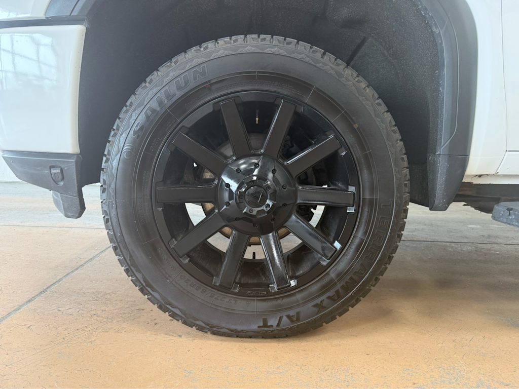 Thumbnail: 2022 GMC Sierra 2500 - 5