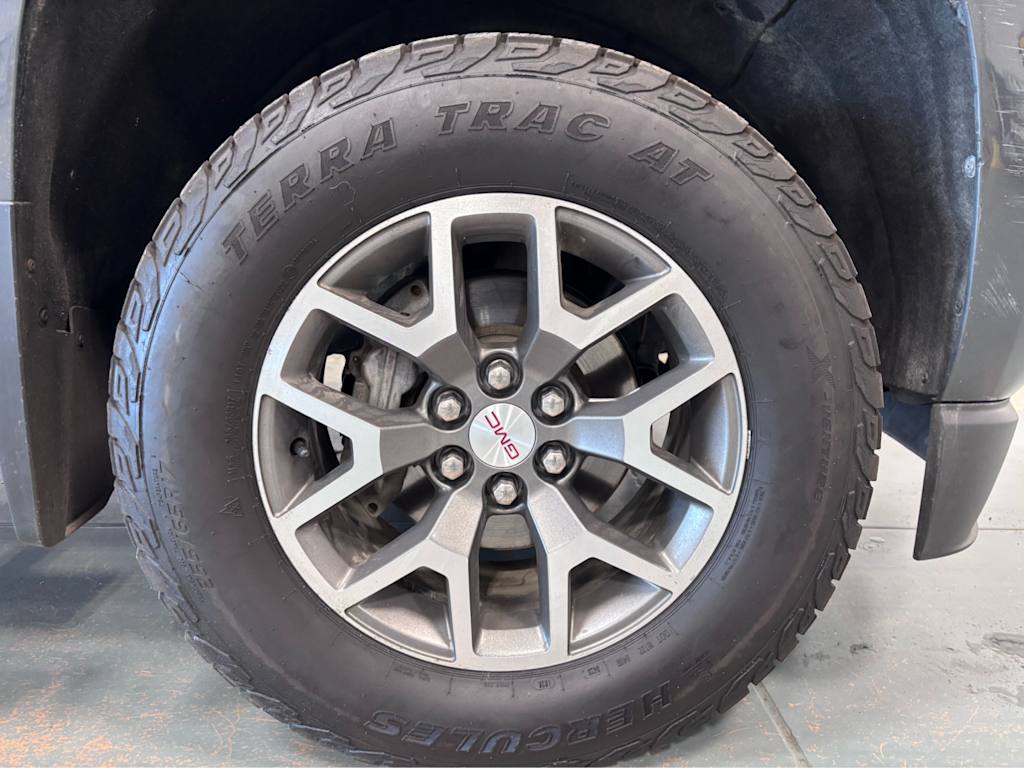 Thumbnail: 2016 GMC Canyon - 5