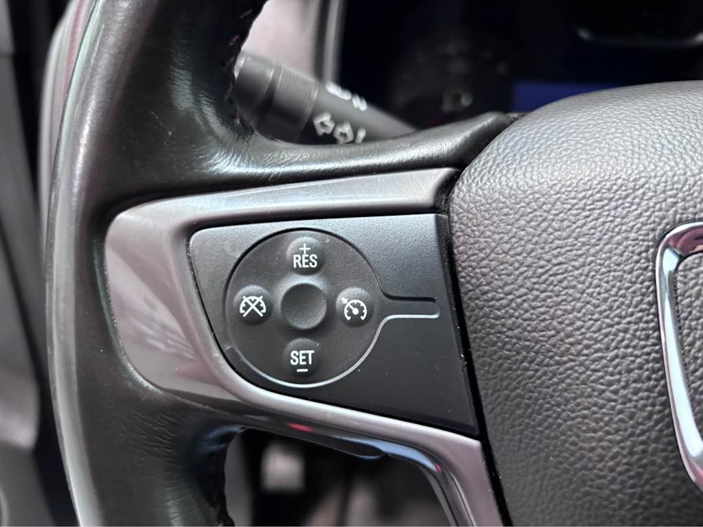 Thumbnail: 2016 GMC Canyon - 22