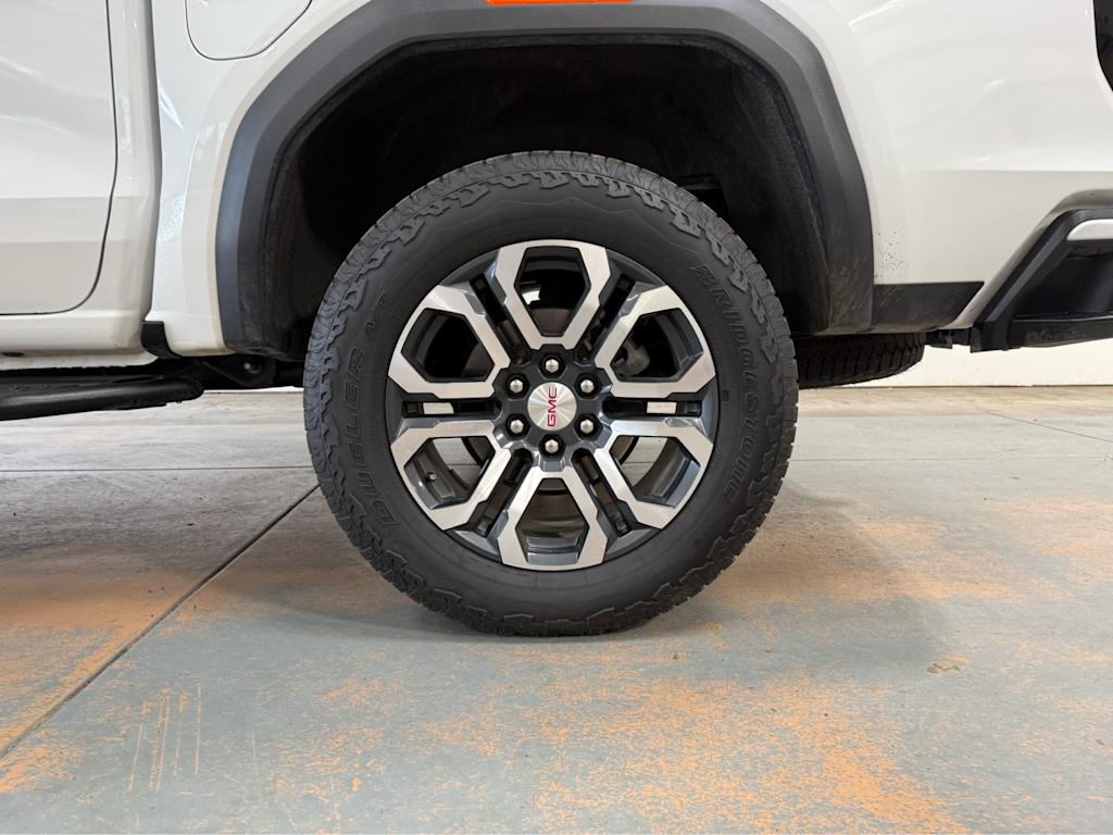 Thumbnail: 2024 GMC Canyon - 6