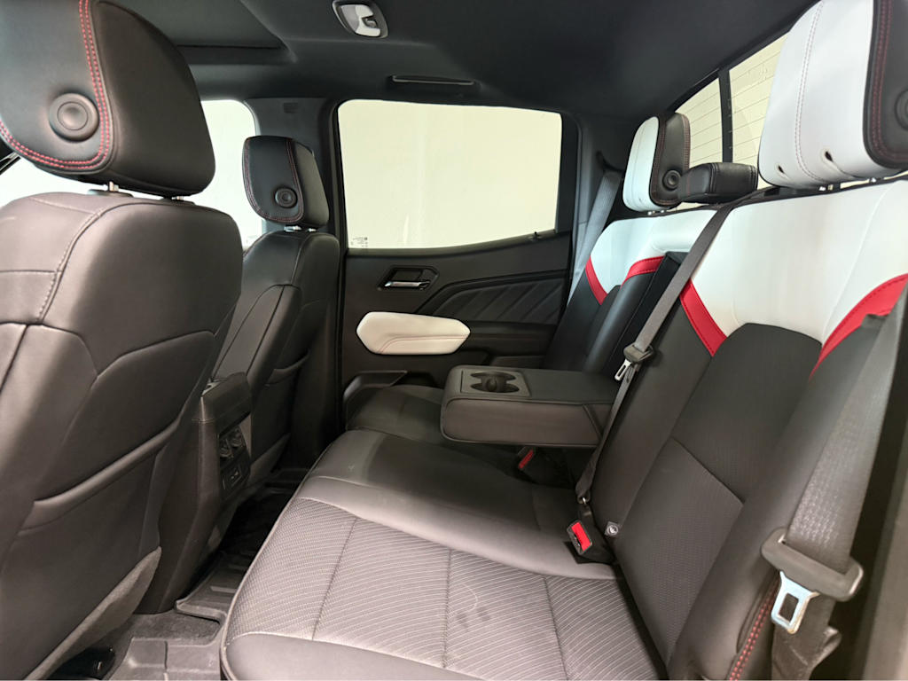 Thumbnail: 2024 GMC Canyon - 18