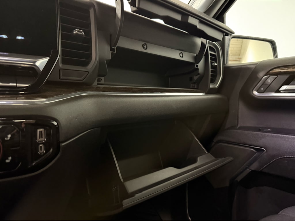 Thumbnail: 2023 GMC Sierra 1500 - 24