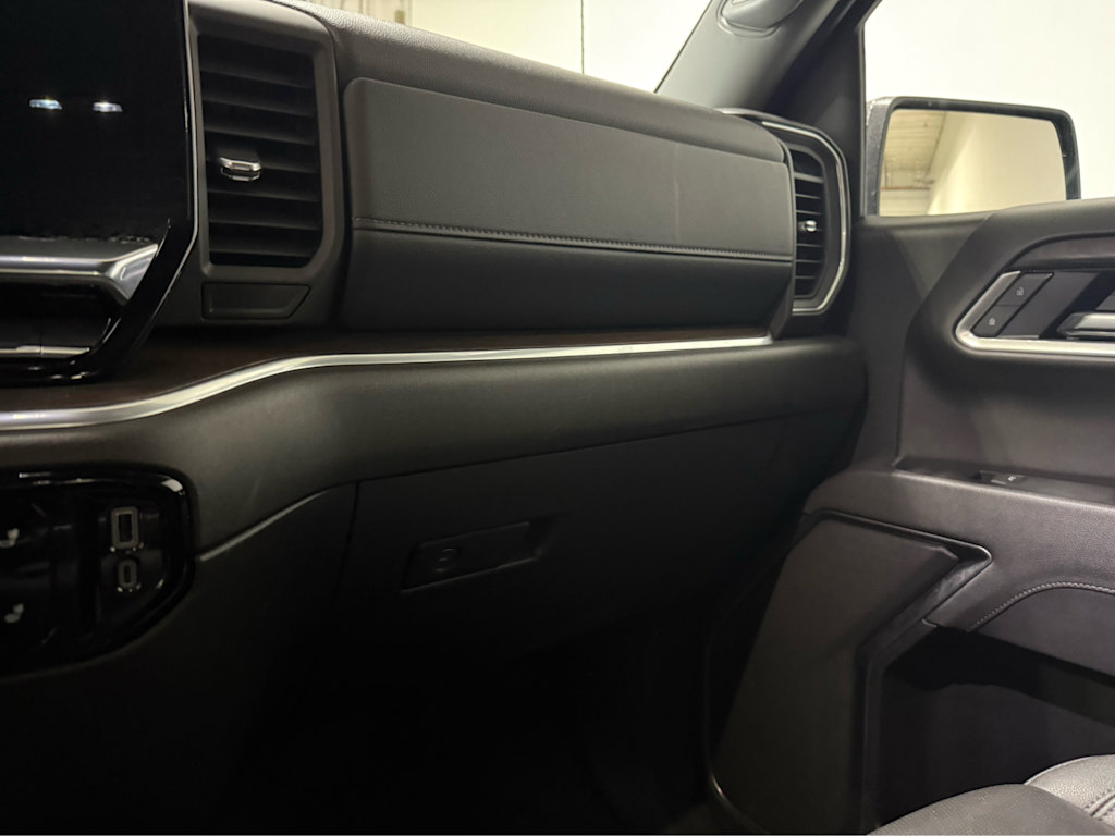 Thumbnail: 2025 GMC Sierra 1500 - 23