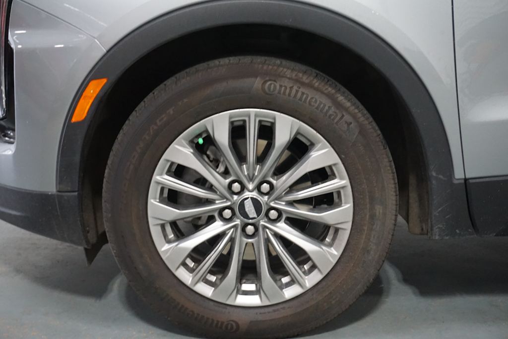 Thumbnail: 2024 Cadillac XT4 - 5