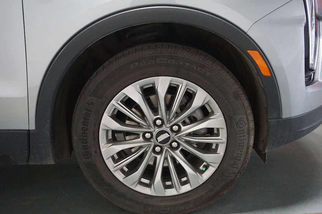 Thumbnail: 2024 Cadillac XT4 - 18