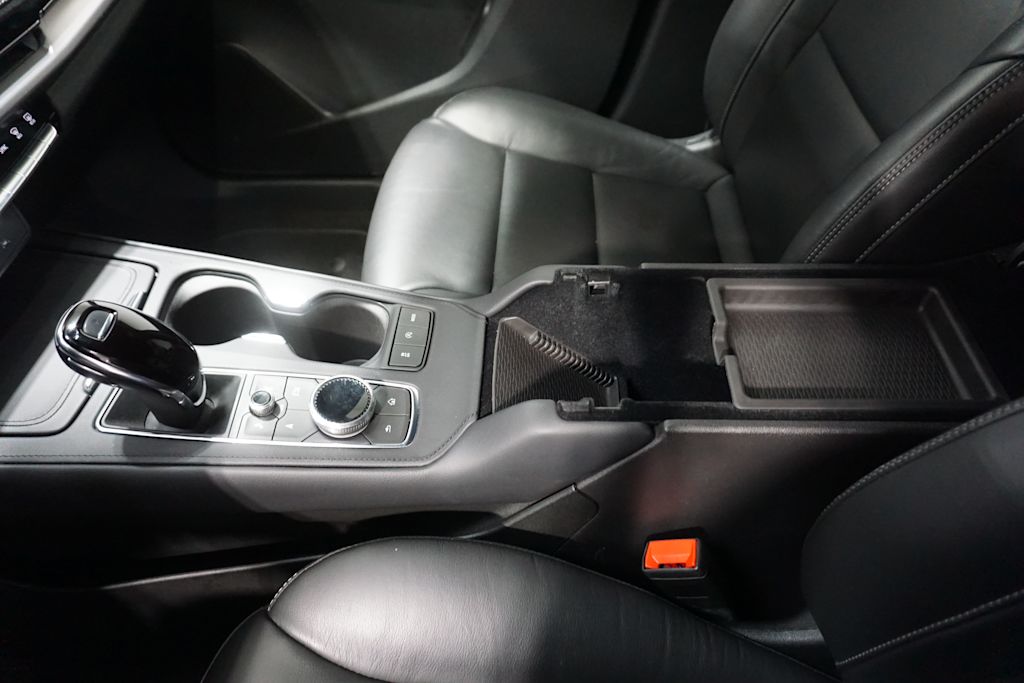 Thumbnail: 2024 Cadillac XT4 - 23