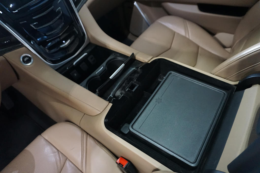 2020 Cadillac Escalade ESV Platinum 24