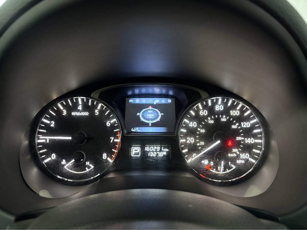 Thumbnail: 2015 Nissan Altima - 12