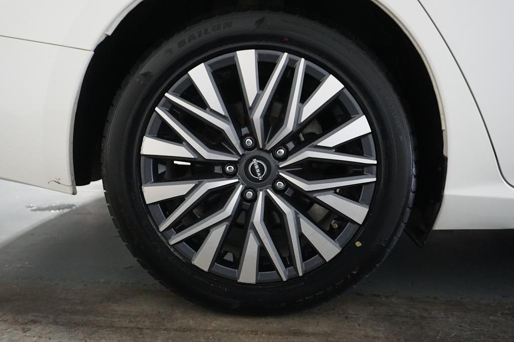 Thumbnail: 2023 Nissan Altima - 19