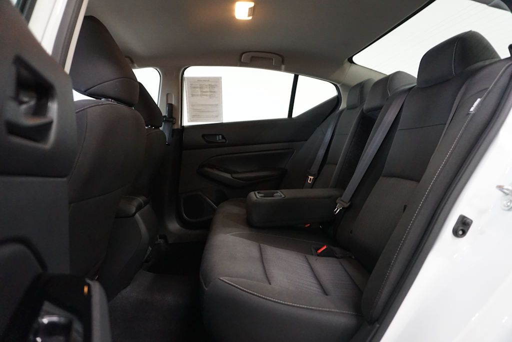 Thumbnail: 2023 Nissan Altima - 21