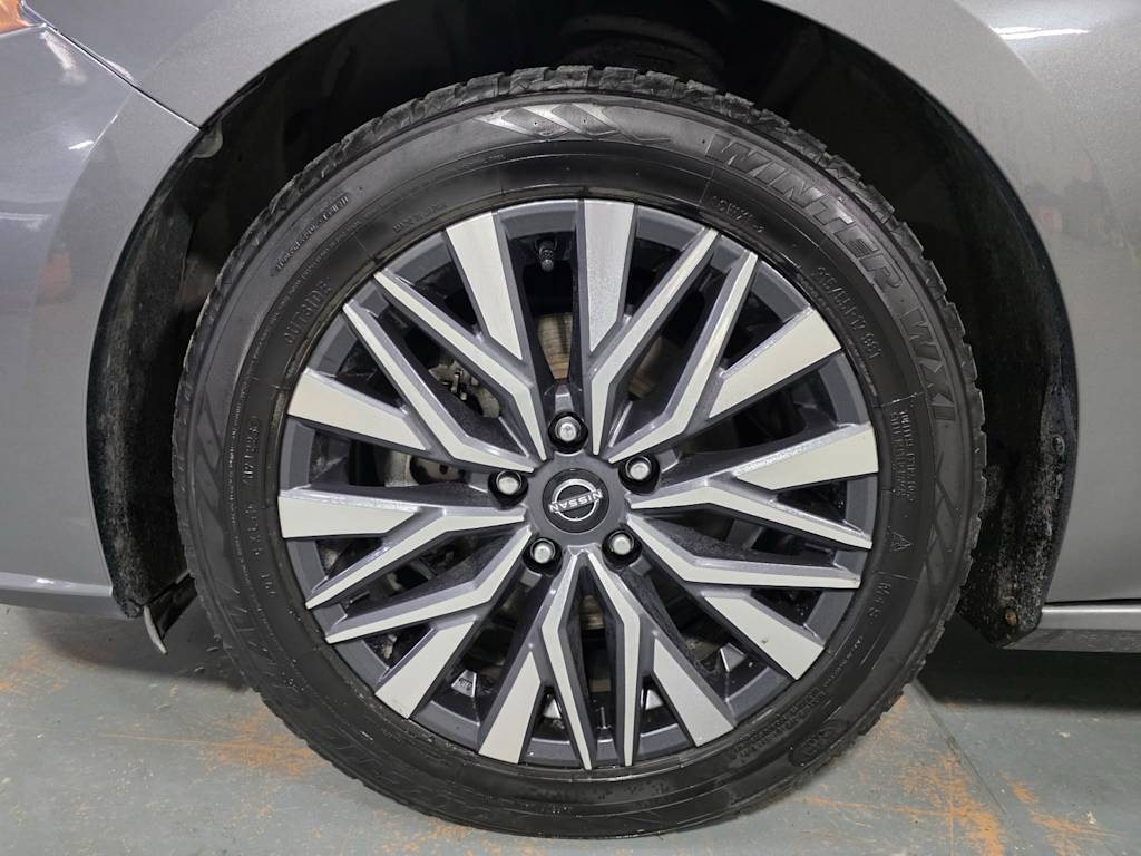 Thumbnail: 2023 Nissan Altima - 19