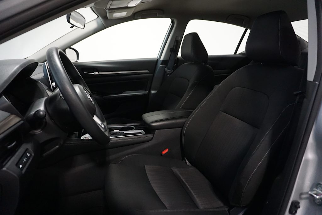 Thumbnail: 2023 Nissan Altima - 8