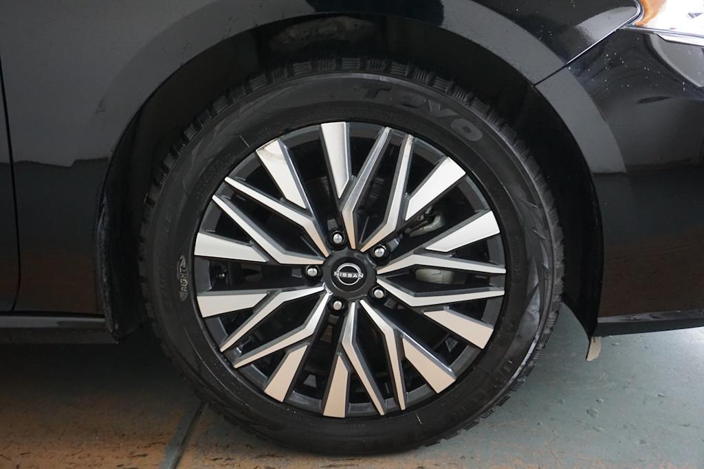 Thumbnail: 2024 Nissan Altima - 18