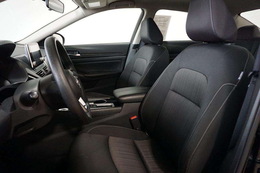 Thumbnail: 2024 Nissan Altima - 8