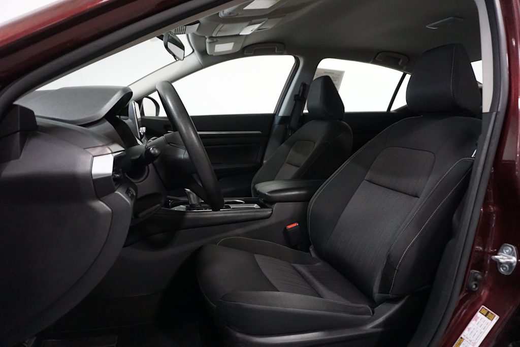 Thumbnail: 2023 Nissan Altima - 8