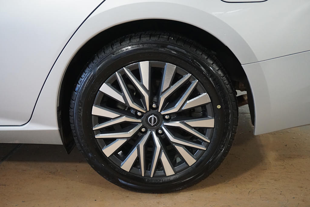 Thumbnail: 2024 Nissan Altima - 16