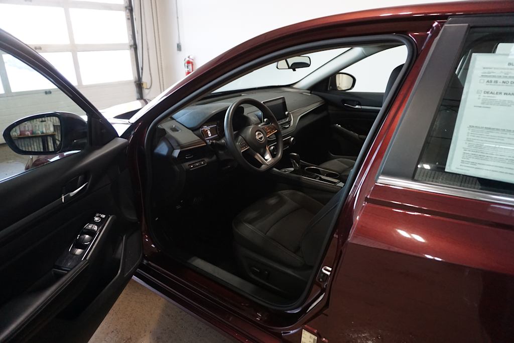 Thumbnail: 2023 Nissan Altima - 16