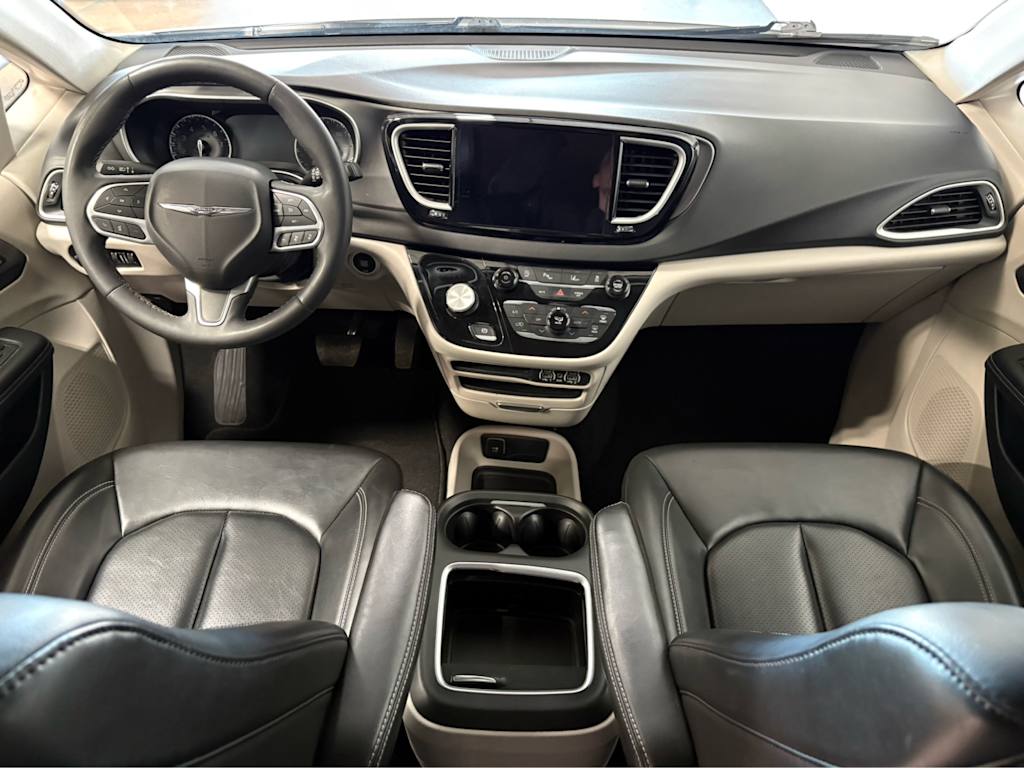 Thumbnail: 2023 Chrysler Pacifica - 2