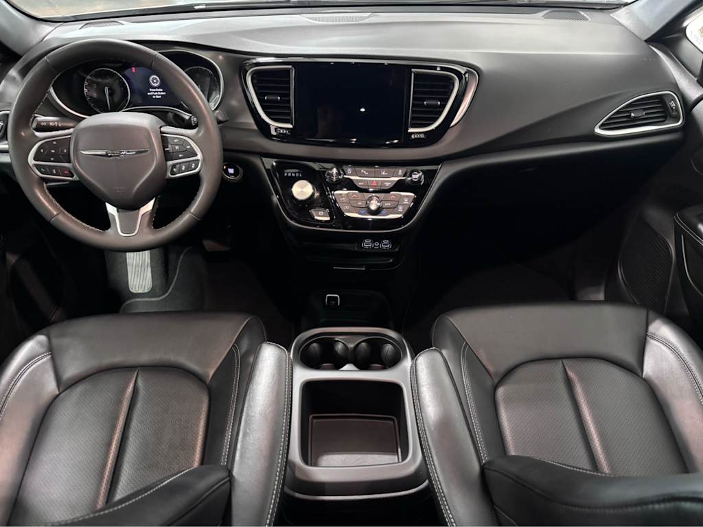 Thumbnail: 2025 Chrysler Pacifica - 2