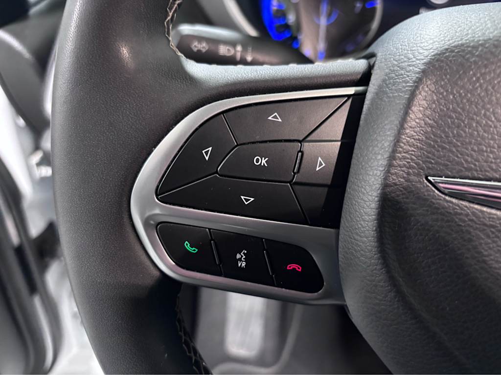 Thumbnail: 2025 Chrysler Pacifica - 23