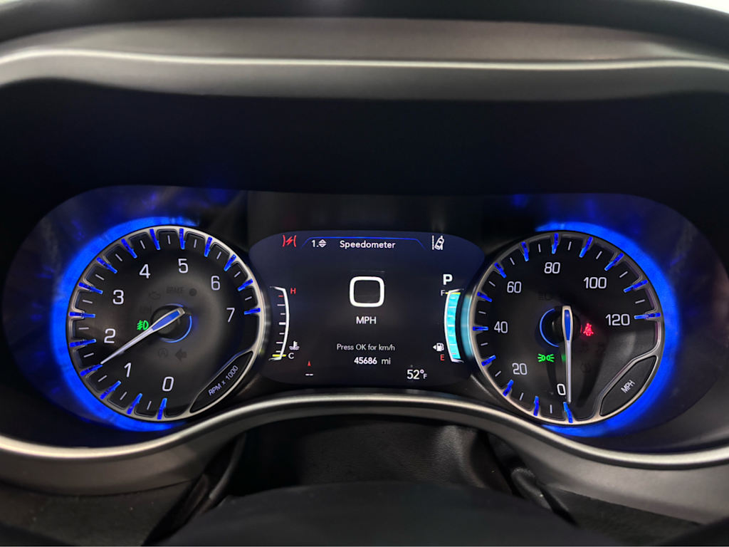 Thumbnail: 2025 Chrysler Pacifica - 29