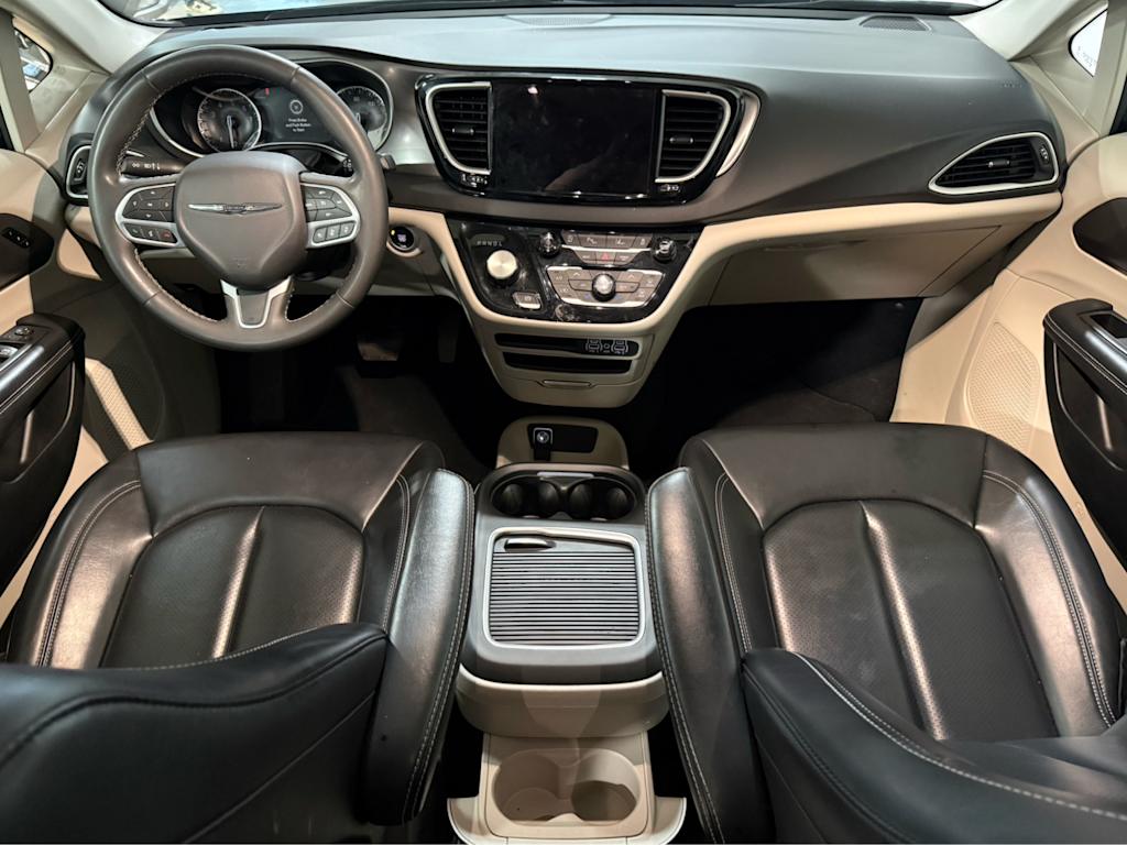 Thumbnail: 2023 Chrysler Pacifica - 2