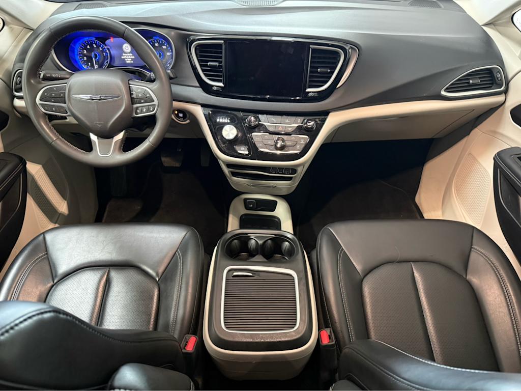 Thumbnail: 2023 Chrysler Pacifica - 2