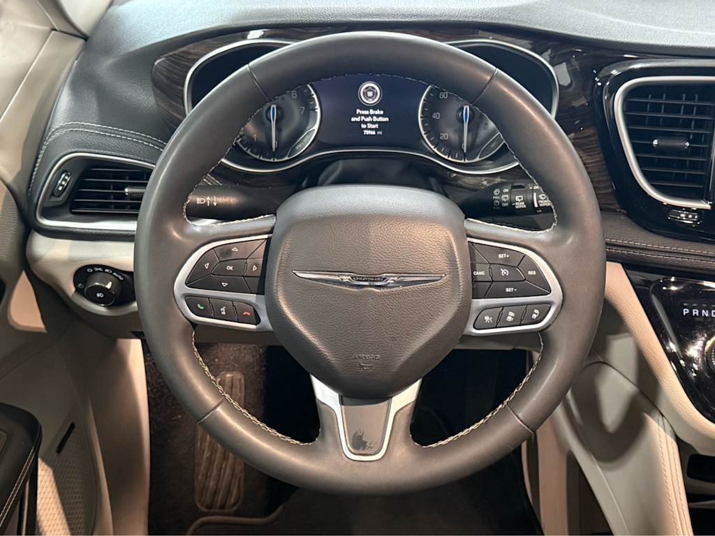 Thumbnail: 2022 Chrysler Pacifica - 7