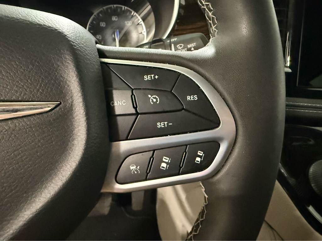 Thumbnail: 2022 Chrysler Pacifica - 21