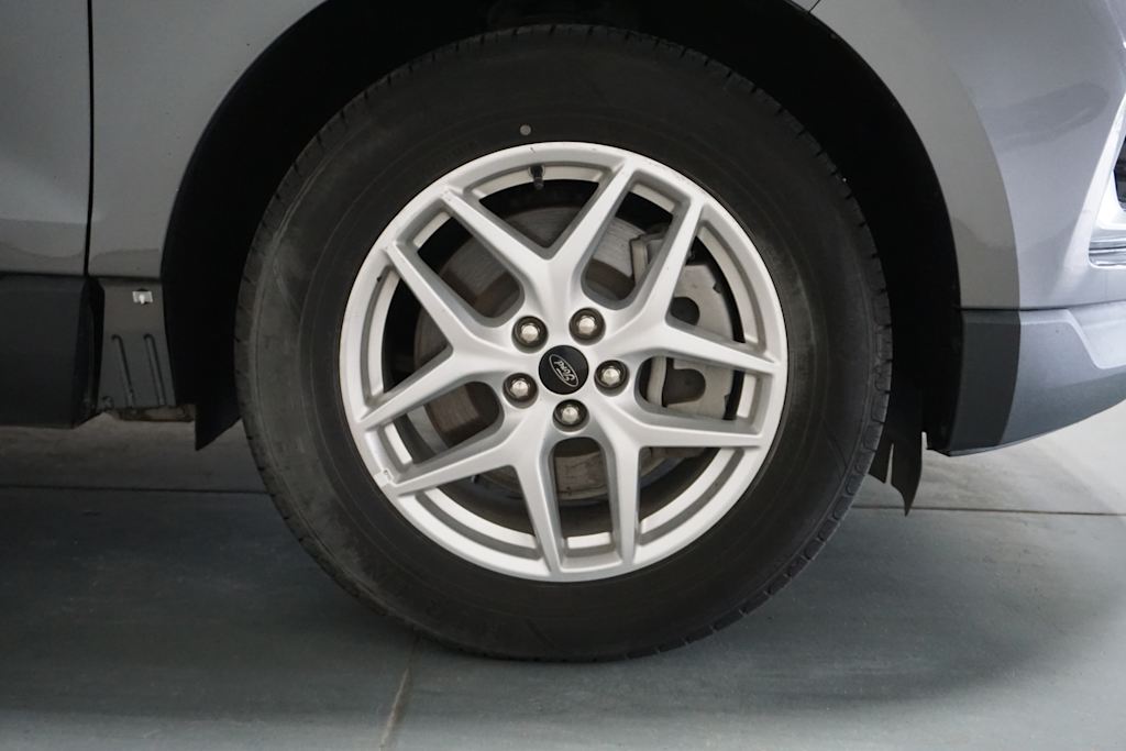 Thumbnail: 2023 Ford Edge - 20