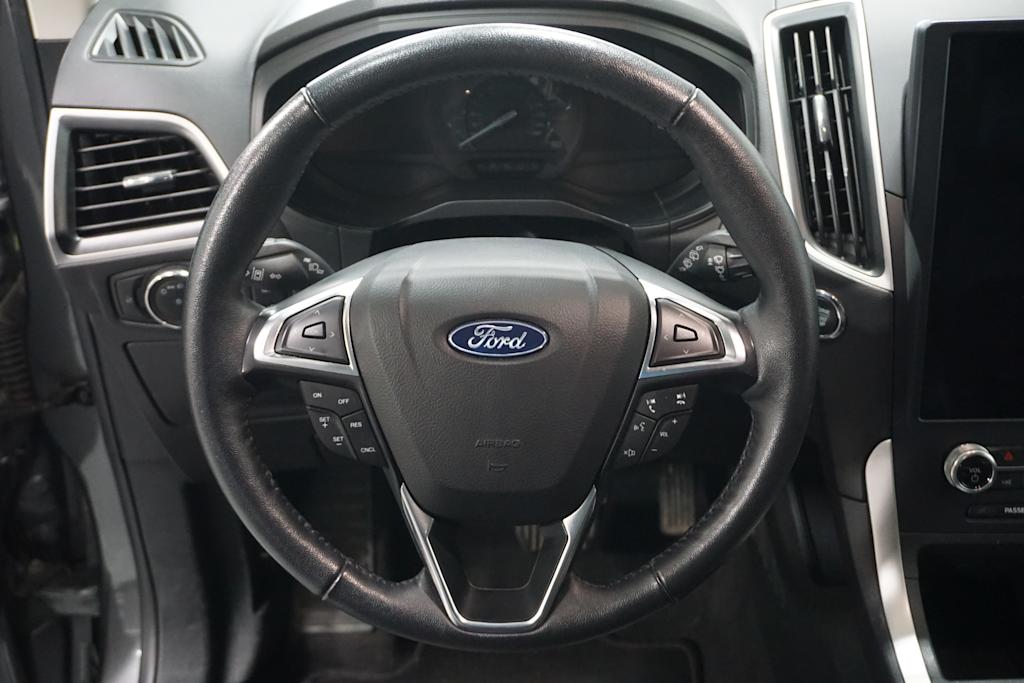 Thumbnail: 2023 Ford Edge - 7