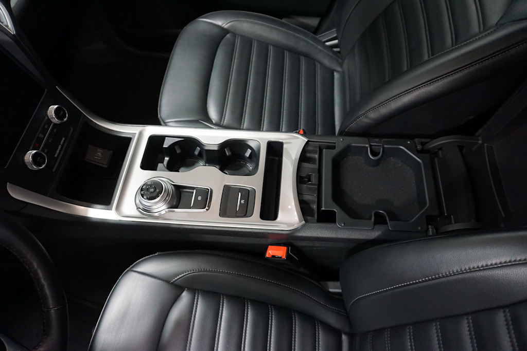 Thumbnail: 2023 Ford Edge - 23