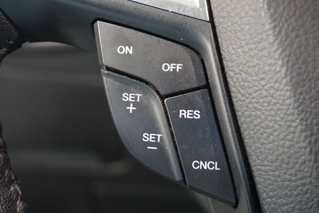 Thumbnail: 2023 Ford Edge - 29