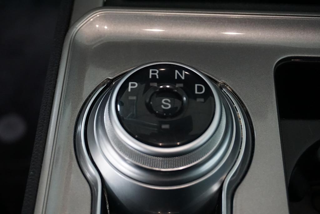 Thumbnail: 2023 Ford Edge - 25