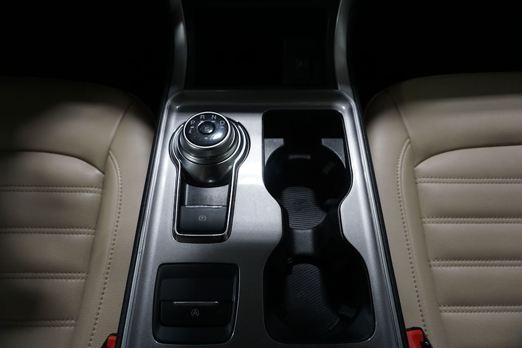 Thumbnail: 2023 Ford Edge - 9