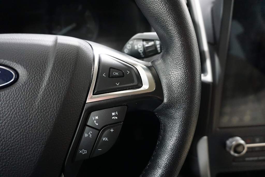 Thumbnail: 2023 Ford Edge - 22