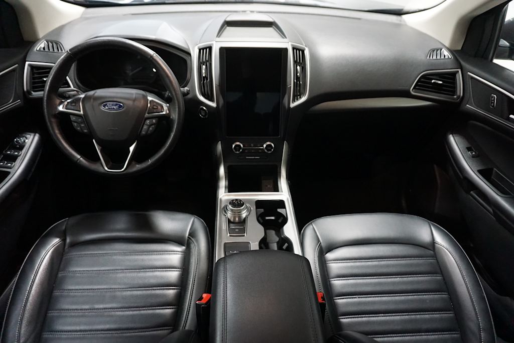 Thumbnail: 2023 Ford Edge - 2